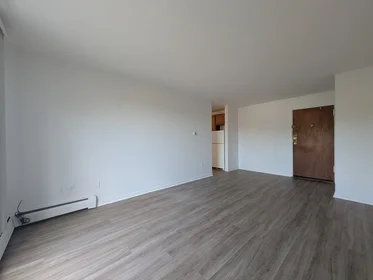 Alojamiento entero en residencia en 142, Kenrick, Unit 34, Brighton, Boston, MA, 02135, imagen 12 de 32