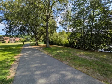 Alojamiento entero en residencia en 142, Kenrick, Unit 34, Brighton, Boston, MA, 02135, imagen 6 de 32