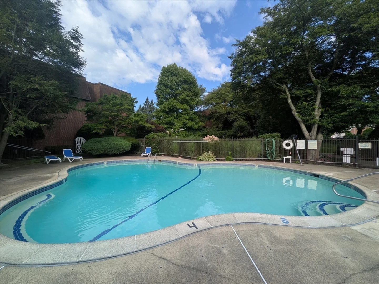 142, Kenrick, Unit 34, Brighton, Boston, MA, 02135