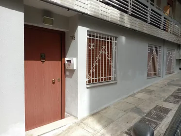 Stanza privata in Evmenous, Athens, immagine 10 di 10