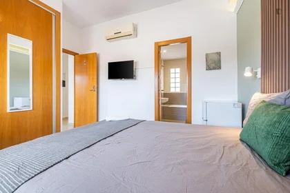 Chambre privée à Avenida d'Aguilera, image 3 de 14