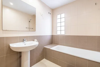 Chambre privée à Avenida d'Aguilera, image 7 de 14