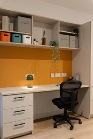 Quarto privado em residência em 15 W Bell St, Dundee DD1 1AD, UK, imagem 40 de 49