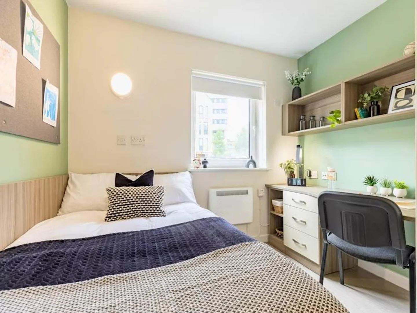 Chambre d'étudiant confortable et spacieuse dans 