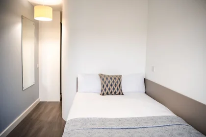 Özel oda konumu 6 McDonald Rd, Edinburgh EH7 4GT, United Kingdom          , 1 10 görüntüsü