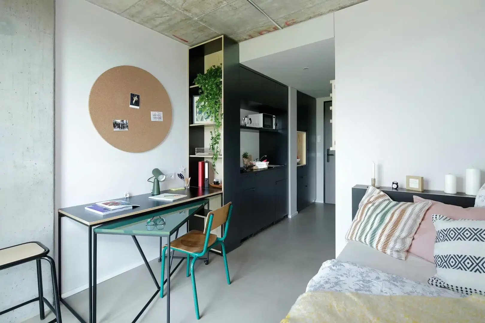 Habitación acogedora para estudiantes disponible en