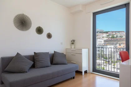 Entire apartment at Rua Palma, image 1 of 10