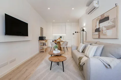 Logement entier à Rua da Boavista, image 10 de 29