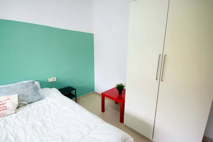 Quarto privado em Av. de Madrid, 08028 Barcelona, Spain, imagem 3 de 18
