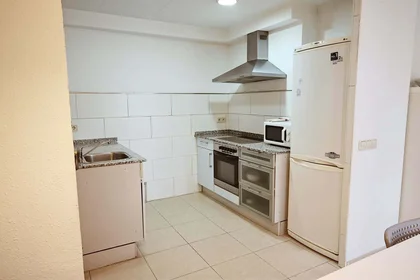 Quarto privado em Av. de Madrid, 08028 Barcelona, Spain, imagem 6 de 9