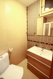Quarto privado em Av. de Madrid, 08028 Barcelona, Spain, imagem 10 de 11