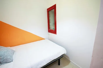 Quarto privado em Av. de Madrid, 08028 Barcelona, Spain, imagem 7 de 18