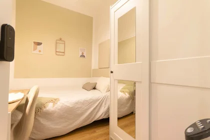 Prywatny pokój C/ de Sant Pau, 08001 Barcelona, Spain, obraz 2 14