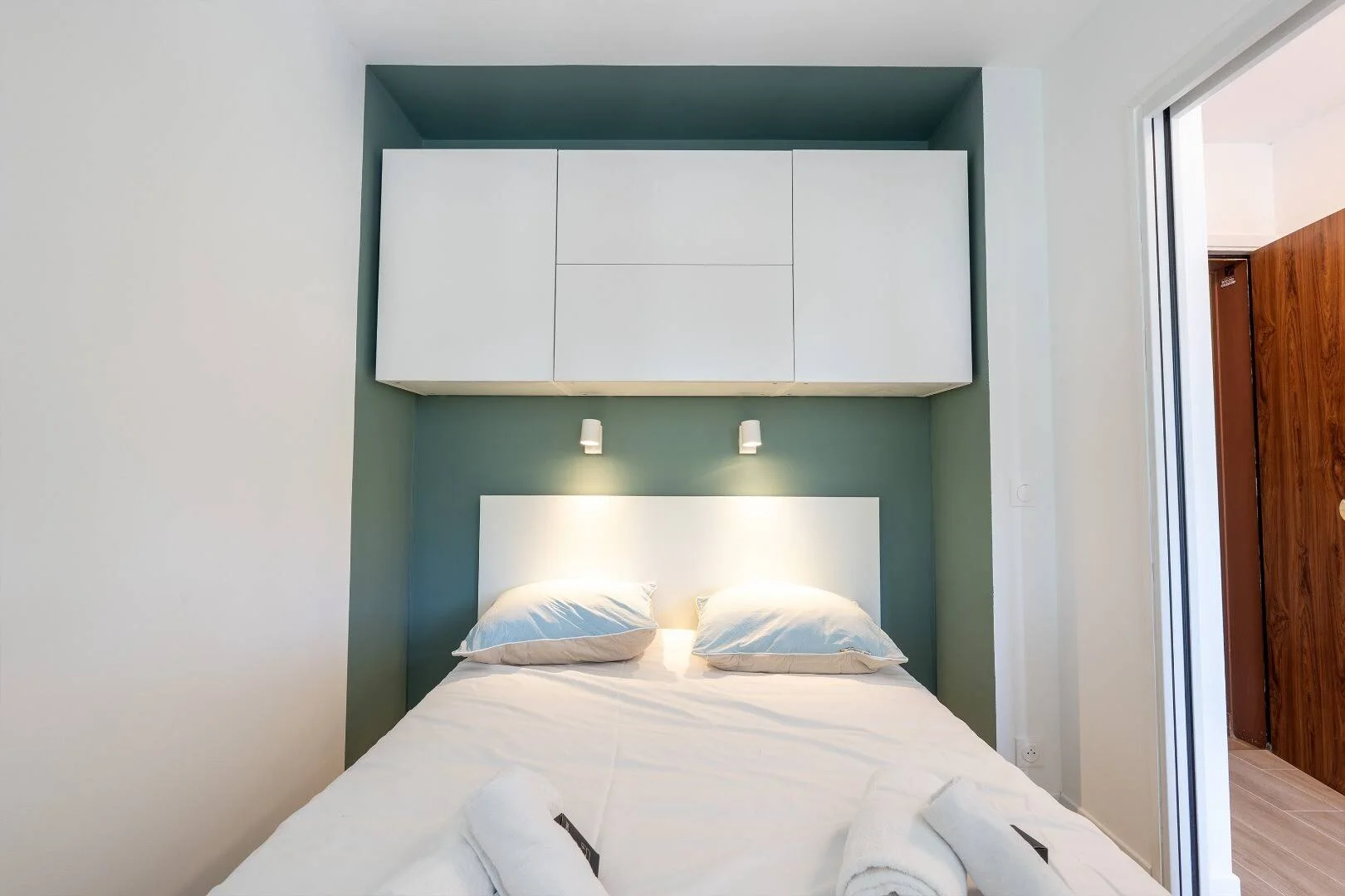 Economical student room with convenient location in 