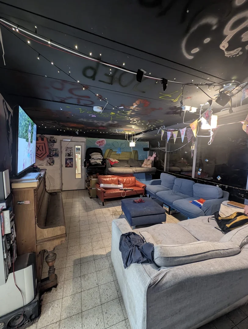 Quarto acolhedor para estudantes disponível em 