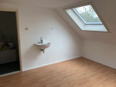 Habitación privada en Van Ketwich Verschuurlaan, imagen 1 de 6