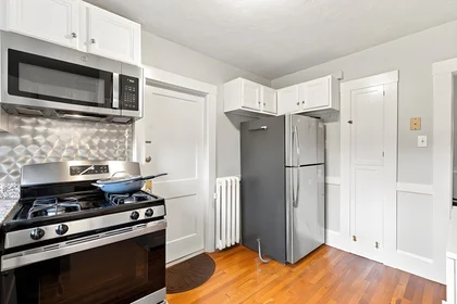 Logement entier en résidence à 99, Thorndike St., Unit 1, Arlington, Arlington, MA, 02474, image 2 de 42