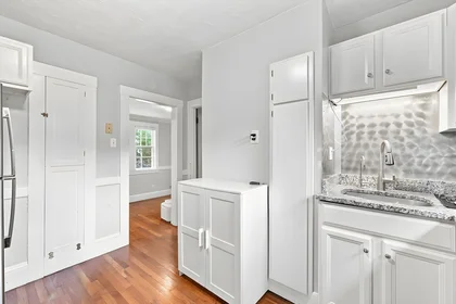 Logement entier en résidence à 99, Thorndike St., Unit 1, Arlington, Arlington, MA, 02474, image 22 de 42