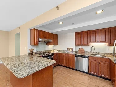 Logement entier en résidence à 10, Rogers St., Unit 428, Kendall Square, Cambridge, MA, 02142, image 16 de 29