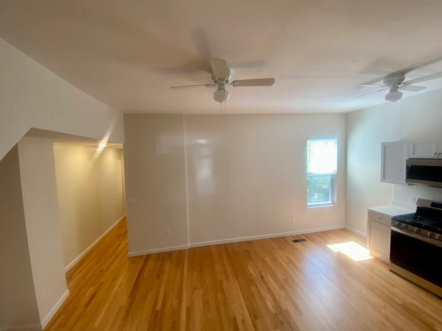 126, Thorndike, Unit 1, East Cambridge, Cambridge, MA, 02141