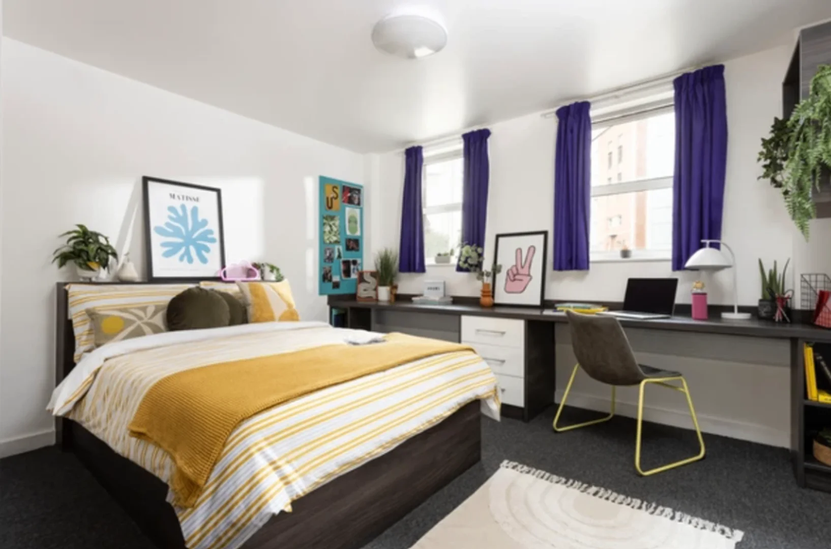Habitación asequible para estudiantes con buena iluminación en 