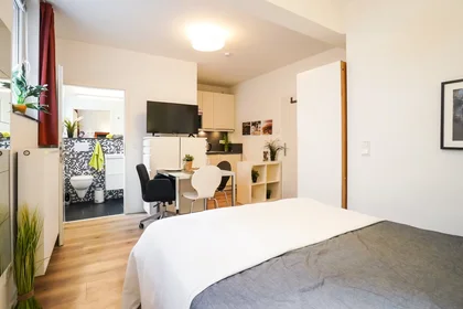 Dairenin tamamı konumu Bismarckstraße, Innenstadt, 6 10 görüntüsü