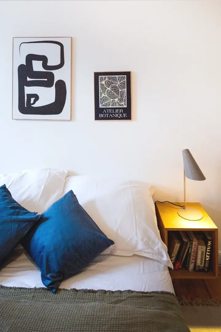 Functional student room perfect for studying in