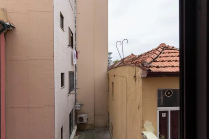 Prywatny pokój Rua Doutor Henrique de Miranda, obraz 7 23