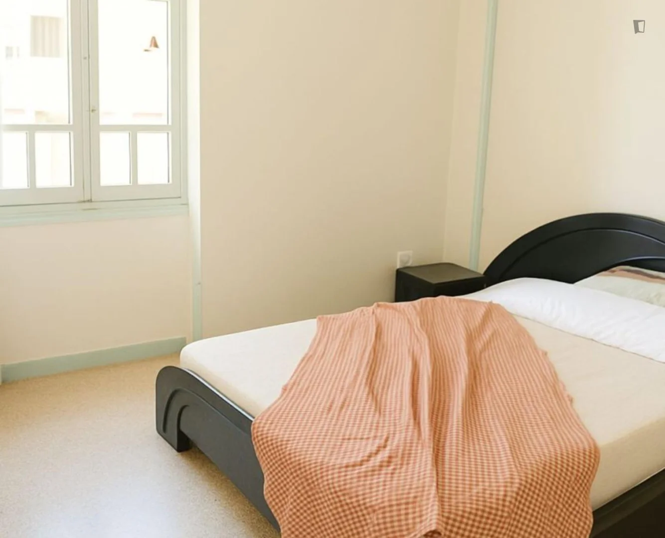 Studentenfreundliches Zimmer in  mit modernen Annehmlichkeiten