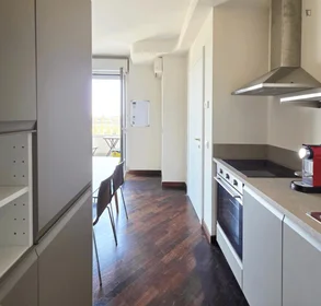 Privatzimmer in der Via Carlo Perini, bild 11 von 27