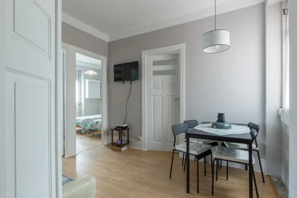 Quarto privado em Rua Doutor Henrique de Miranda, imagem 14 de 25