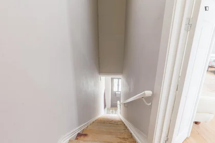 Quarto privado em Rua Doutor Henrique de Miranda, imagem 16 de 25