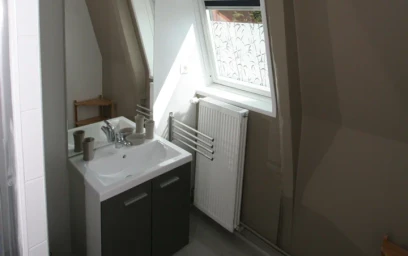 Private room at Rue Jean Francois Desrousseaux, image 6 of 11
