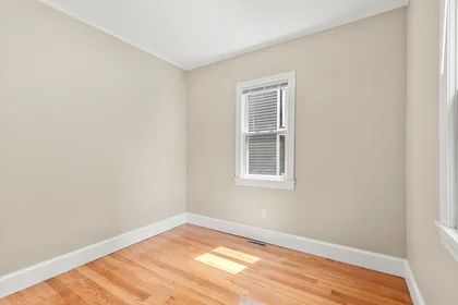 Logement entier en résidence à 79, Nelson St., Unit 1, Dorchester, Boston, MA, 02124, image 13 de 27