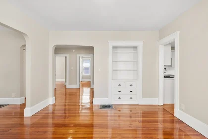 Logement entier en résidence à 79, Nelson St., Unit 1, Dorchester, Boston, MA, 02124, image 24 de 27
