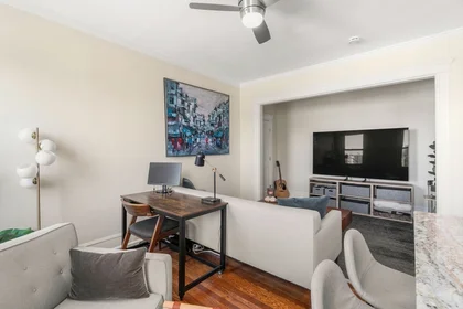 Logement entier à 137, Peterborough St., Unit 21, Fenway, Boston, MA, 02215, image 1 de 10
