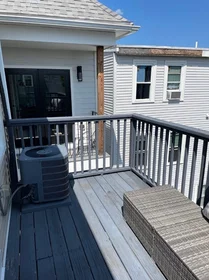 Logement entier en résidence à 258, Everett, Unit 3, East Boston, Boston, MA, 02128, image 4 de 14