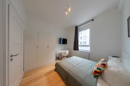 Stanza privata in Nauheimer Straße, Frankfurt am Main-Innenstadt II, immagine 3 di 10