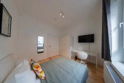 Stanza privata in Nauheimer Straße, Frankfurt am Main-Innenstadt II, immagine 4 di 10