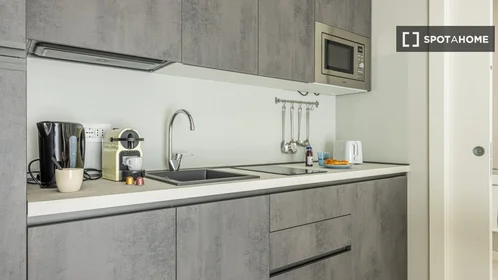 Entire apartment at Via Ambrogio Binda, image 10 of 19