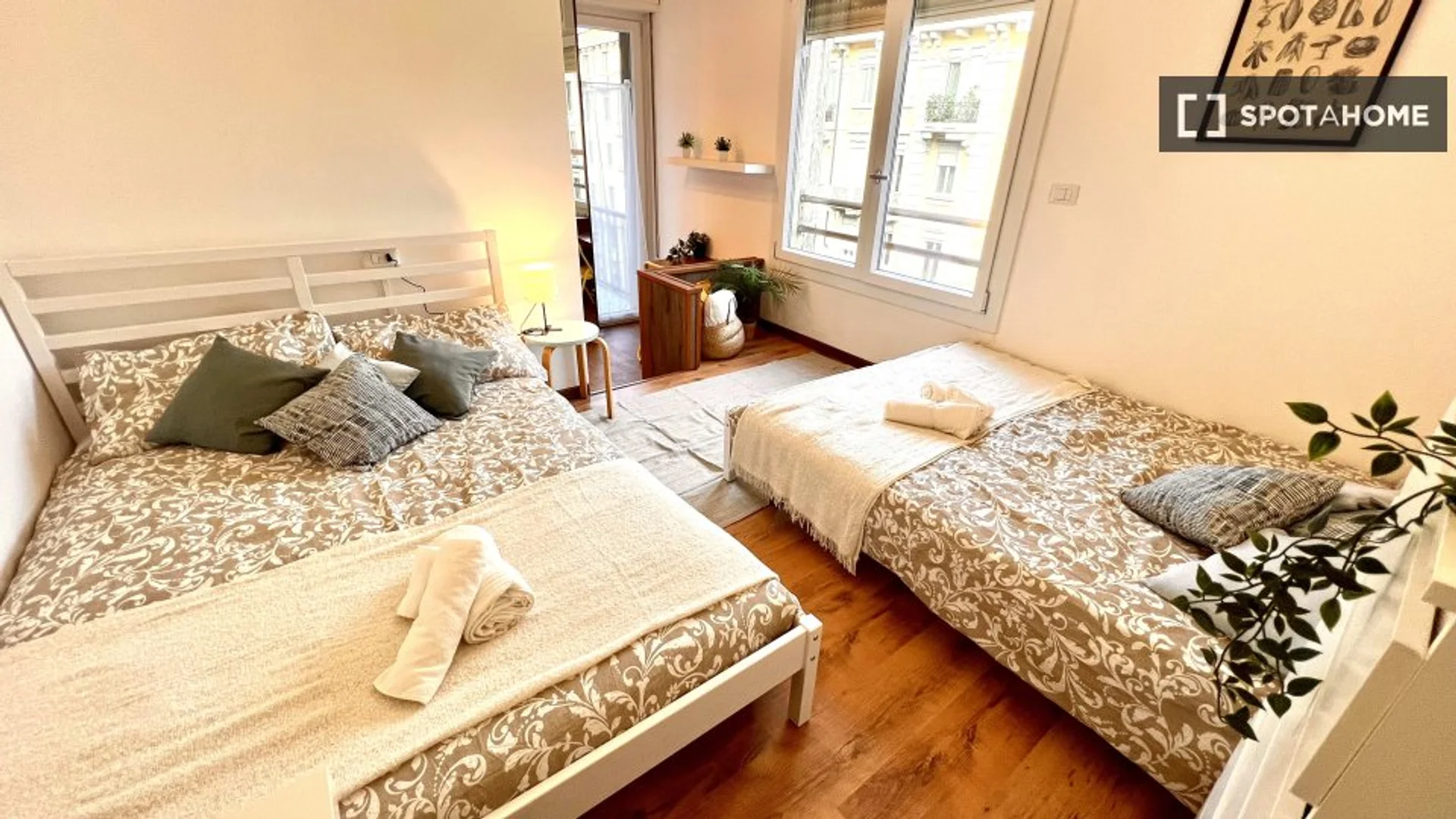 Habitación para estudiantes en  con área de estudio y facilidades compartidas