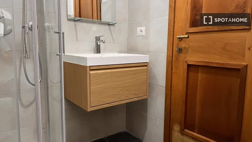 Private room at Via Ponte Seveso, image 10 of 19