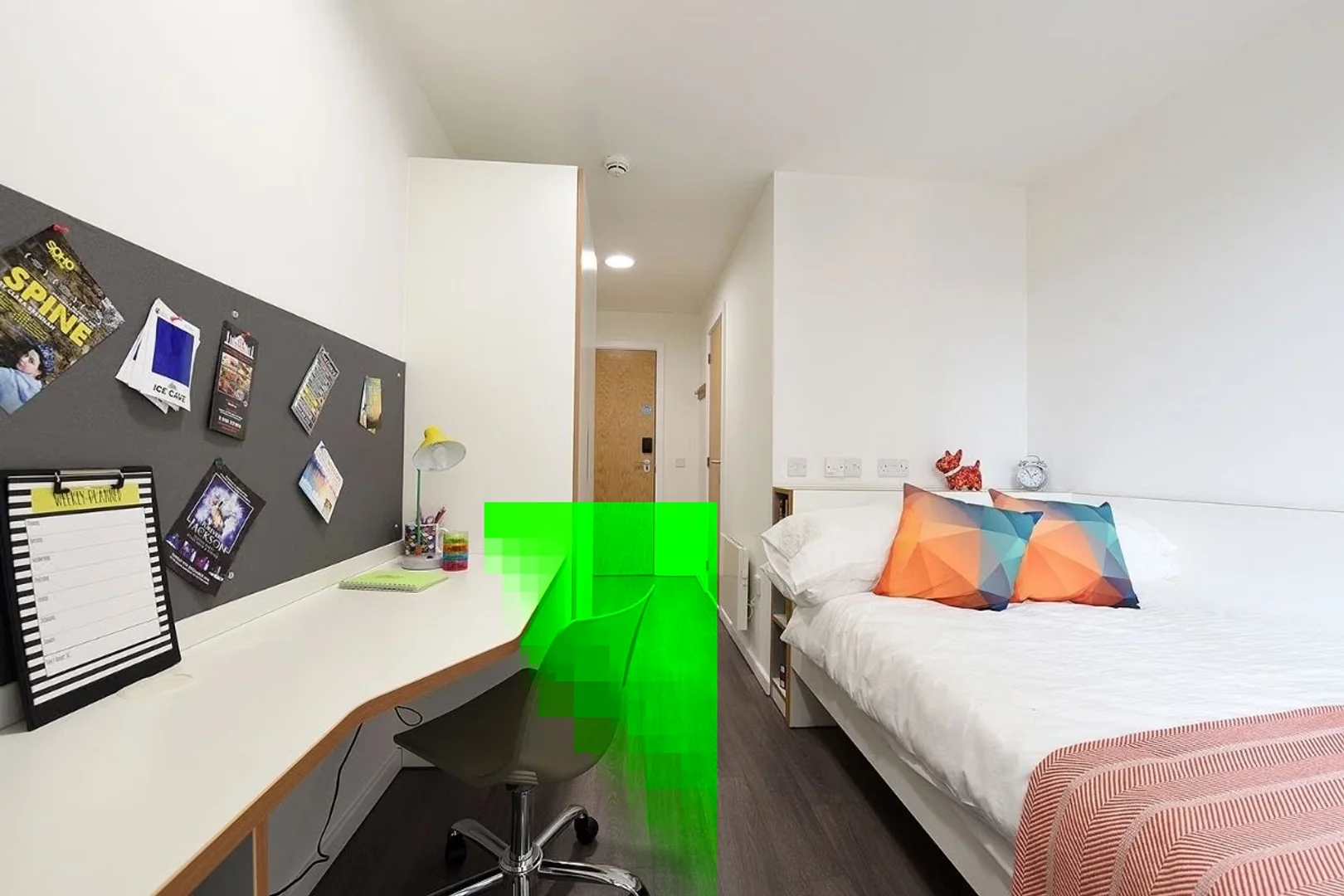 Camera per studenti in  con area studio e servizi in comune