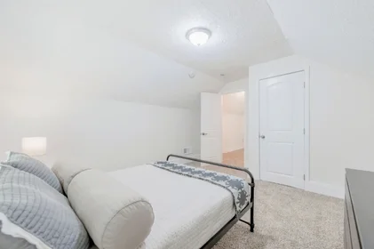 Appartamento intero in residence in Street, GA, Atlanta, United States, 30318, immagine 1 di 16