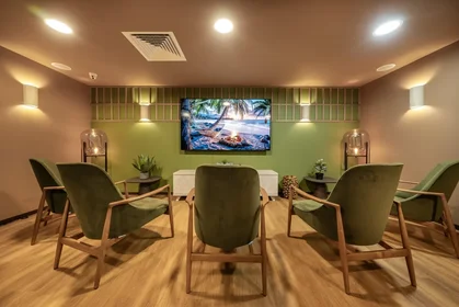 Private room in residence at 47 Kyle St, Glasgow G4 0JQ, United Kingdom, image 13 of 19