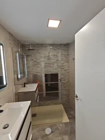 Prywatny pokój Travesía Menéndez y Pelayo, , obraz 10 10