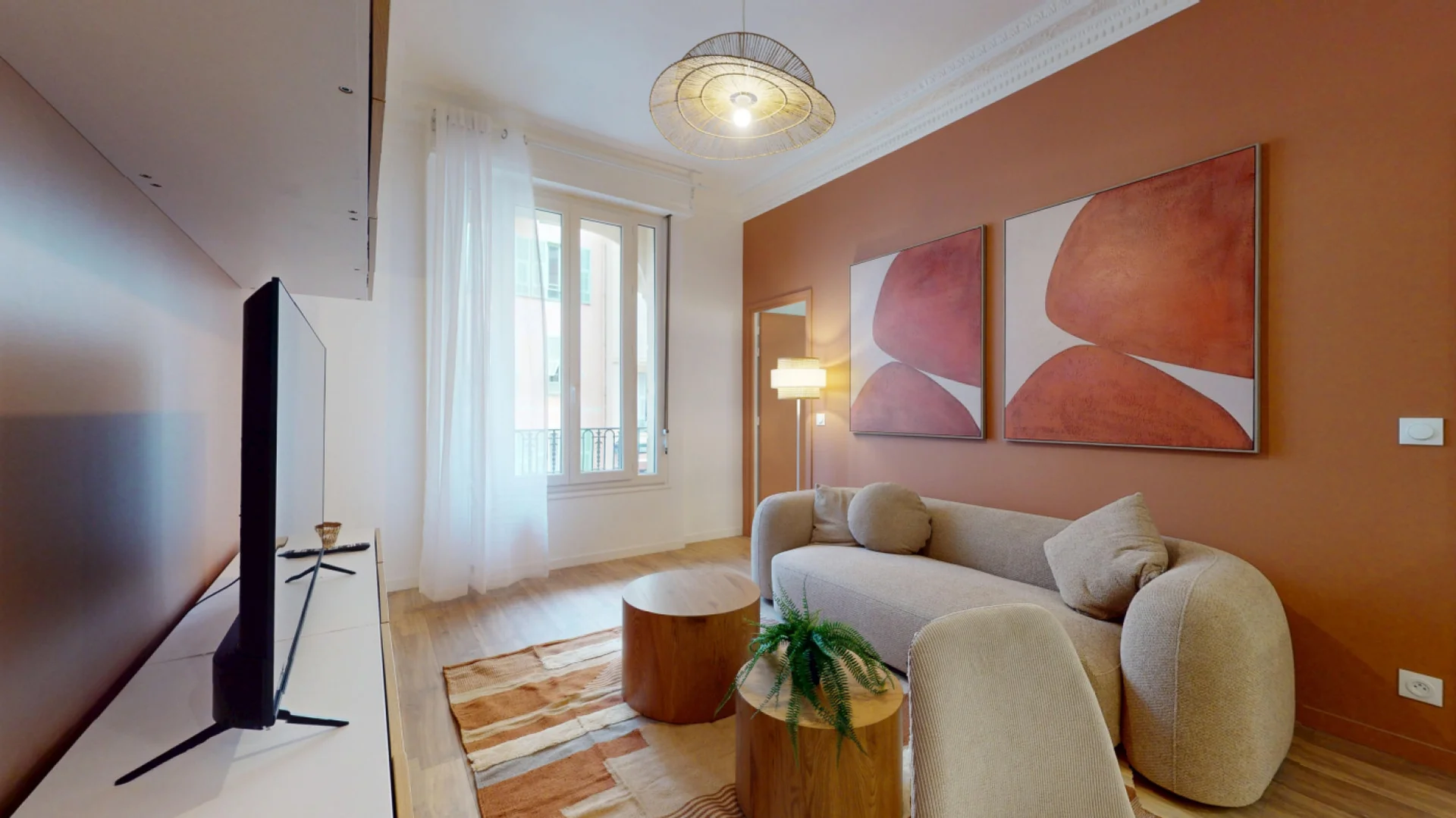 Student-friendly room in  with modern amenities