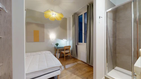 Habitación privada en 31 bis Rue Michel-Ange, 06000 Nice, imagen 12 de 17