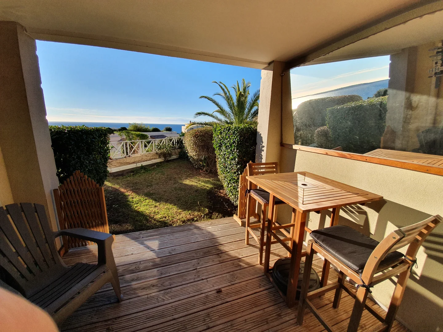 Modern student studio with complete amenities in 