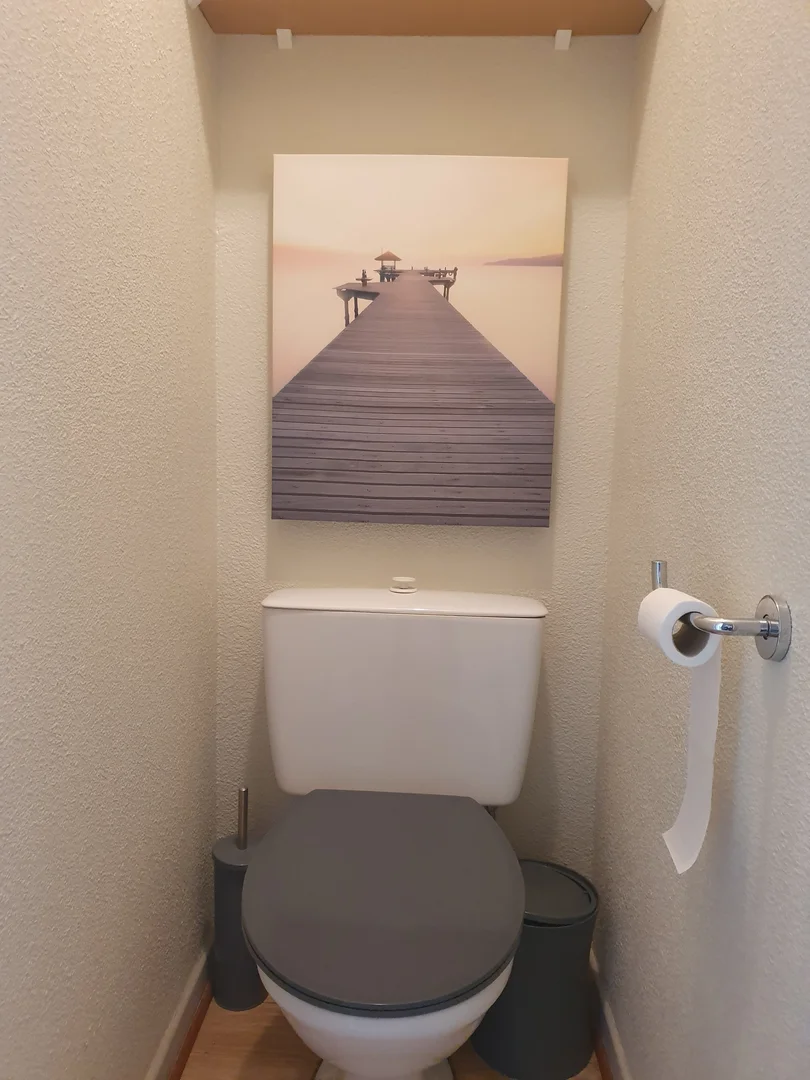 Convenient studio apartment for student living in 